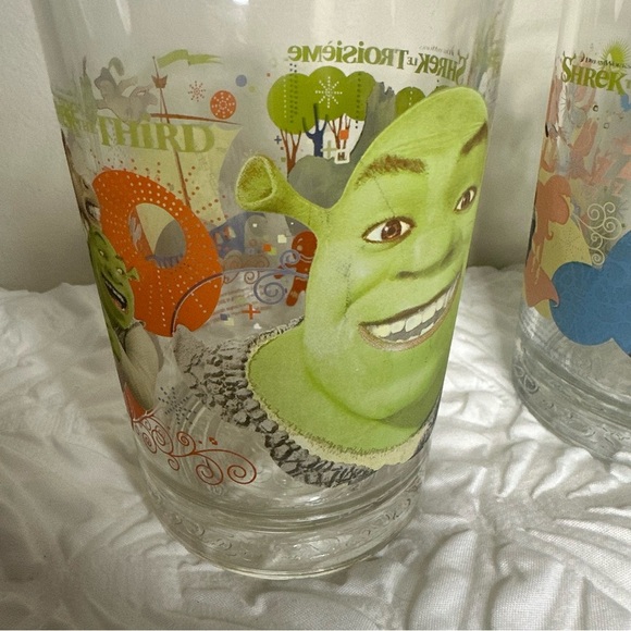 McDonald’s Shrek The Third Drinking Glasses (2007) Set Of 2 - Picture 3 of 8